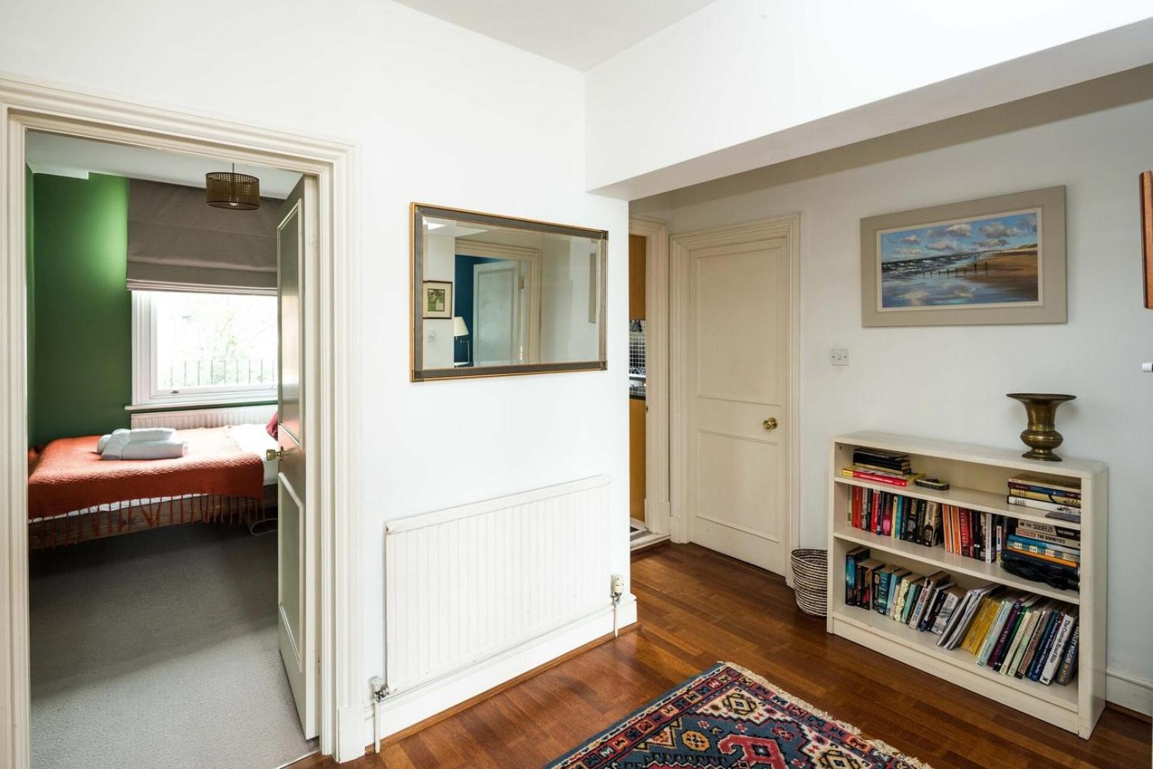 Apartment Elegant And Peaceful 2bd - Barons Court/london *